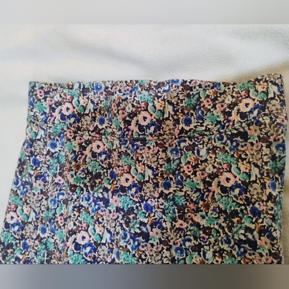 American Eagle Outfitters Floral Cropped  Leggings in Blue, Green & Pink - Picture 2 of 9